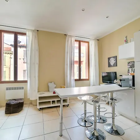 23 Rue Louis Perrissol 1